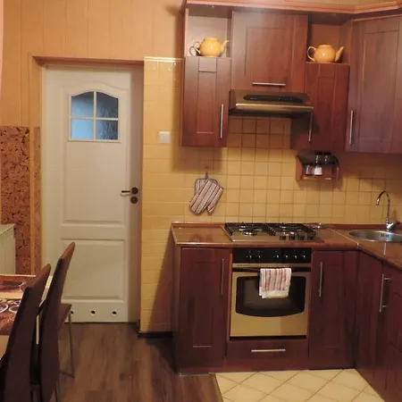 Krystyna Lejlighed *